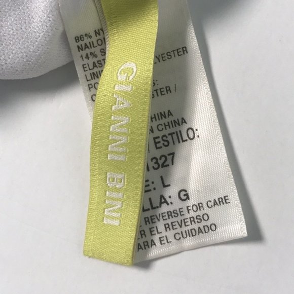 Gianni Bini - Off Shoulder Bikini Top size M/L - Picture 7 of 7